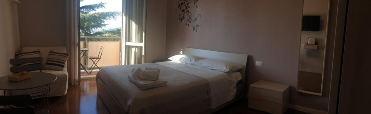 B&B Dei Cardinali Терни Екстериор снимка